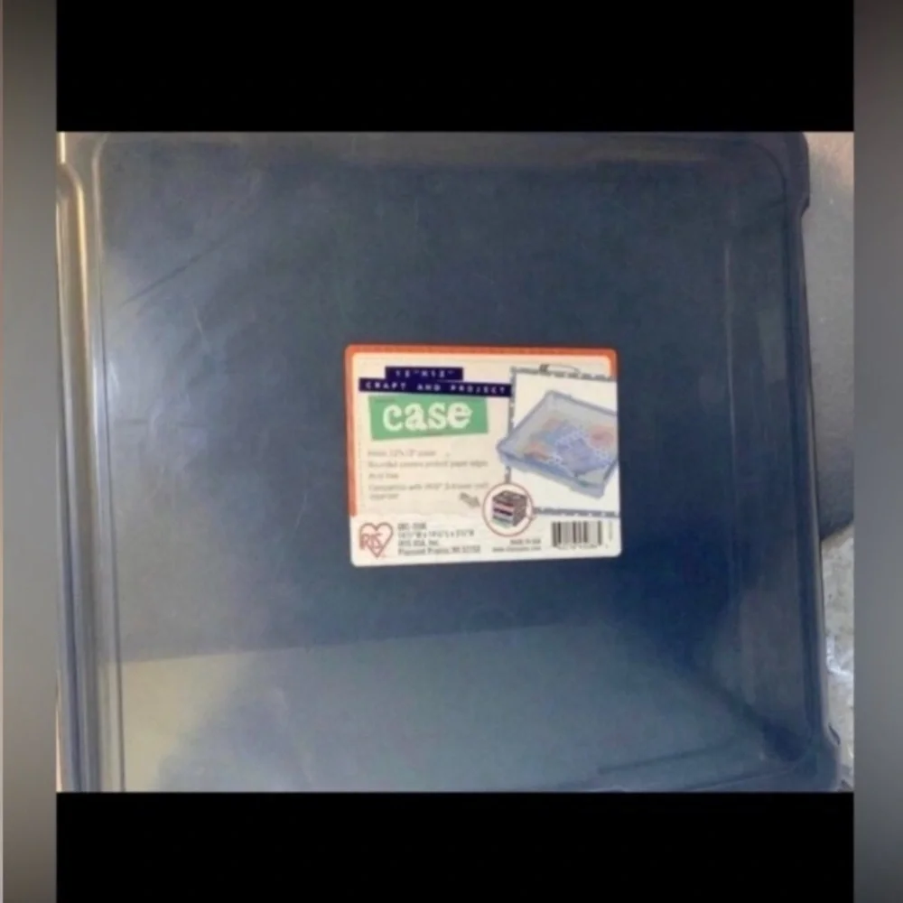 Iris BLUE TINT Plastic Scrapbook Paper Box Carrying Case Storage Tote